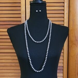NWT Avenue Faux Pearl Beaded Long Necklace with Stud Earrings Set